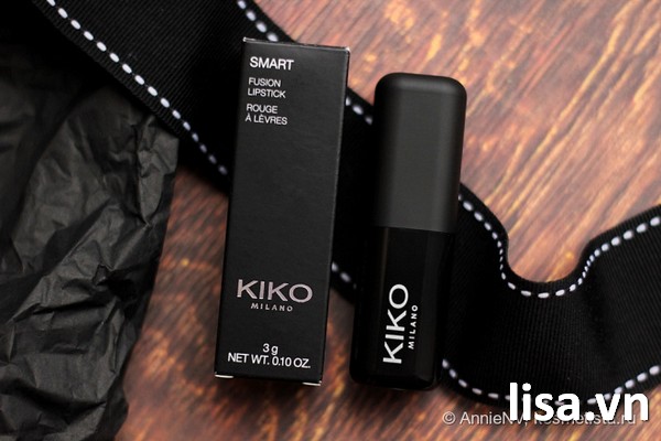 Kiko Smart Fusion Lipstick thuộc dòng son bán lì có dưỡng