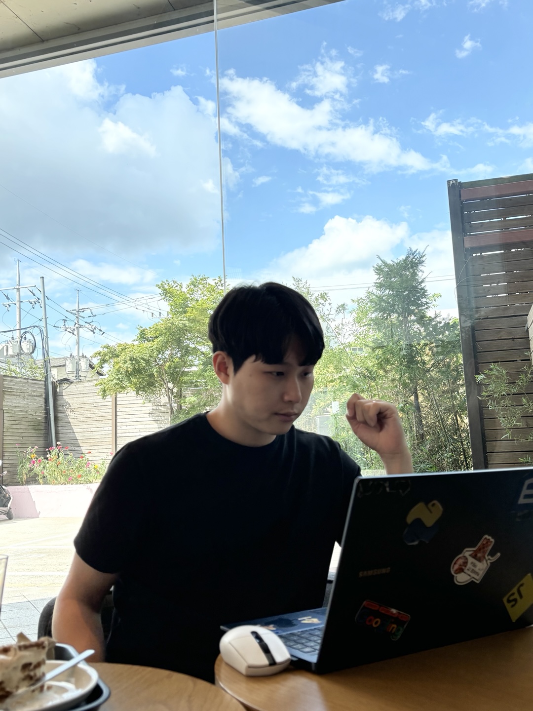 forever296 (HoneyCode Lab) / 작성글 - velog