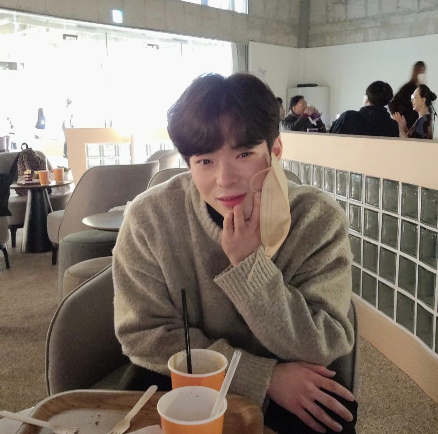 comment-user-thumbnail