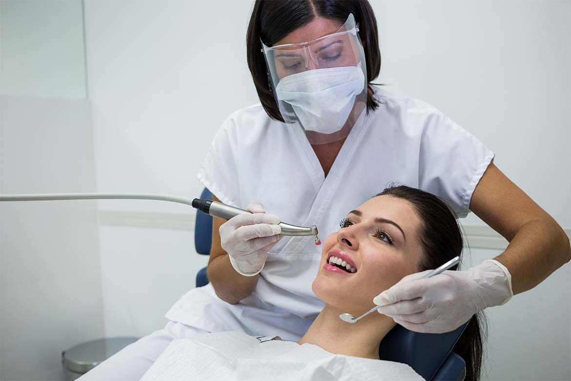 The Foodie’s Guide to Dental Implants in Buckinghamshire