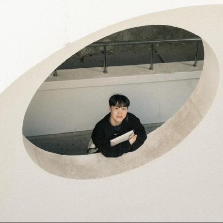 comment-user-thumbnail