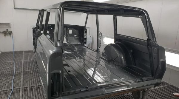 Jeep Grand Wagoneer 1990: Design Elements Modern SUVs Lost